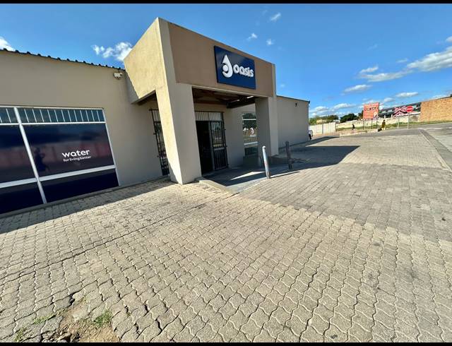 M² BUSINESS CENTRE FOR SALE IN POLOKWANE INDUSTRIA